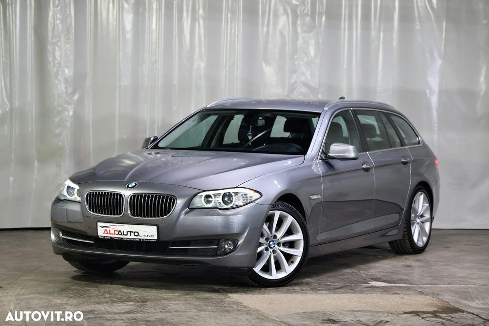 BMW Seria 5 520i Aut. Modern Line - 2