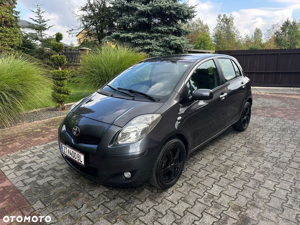 Toyota Yaris 1.0 VVT-i Sol - 1