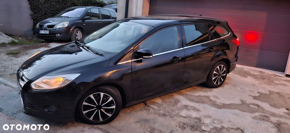 Ford Focus 2011 photo 3