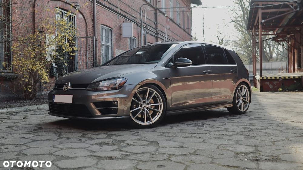 Volkswagen Golf - 3