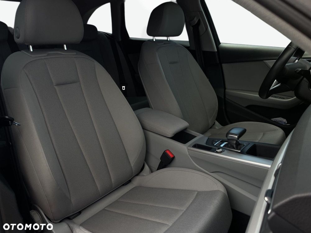 Audi A4 Avant 35 TDI mHEV S tronic - 15