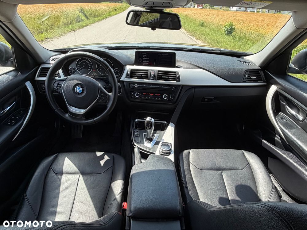BMW Seria 3 320d Luxury Line - 29
