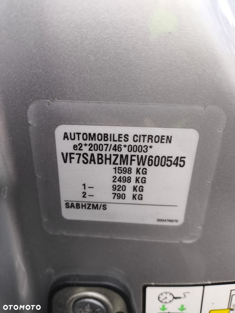 Citroën DS3 BlueHDi 120 SportChic - 24