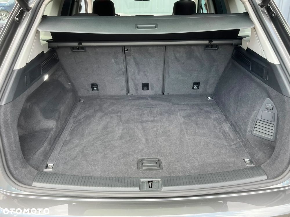 Volkswagen Touareg 3.0 V6 TDI SCR 4Mot - 29
