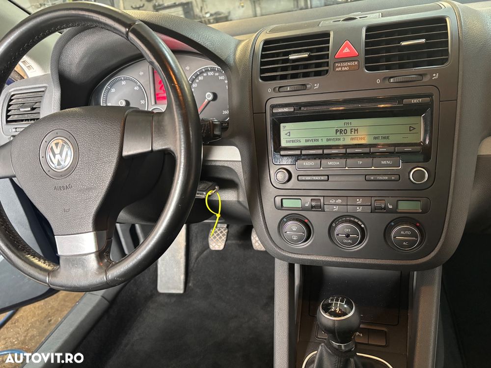 Volkswagen Golf 1.9 TDI Trendline - 13