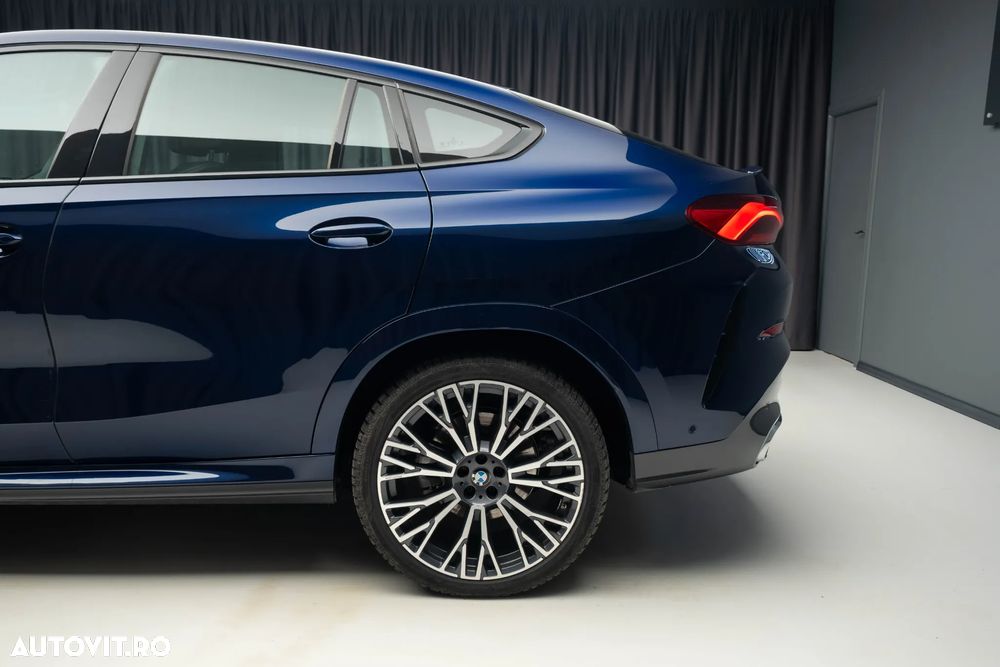 BMW X6 xDrive40i AT MHEV - 11