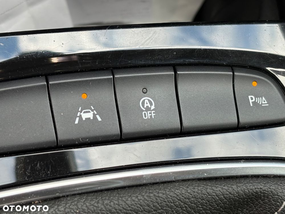 Opel Insignia 1.6 CDTI Exclusive S&S - 16