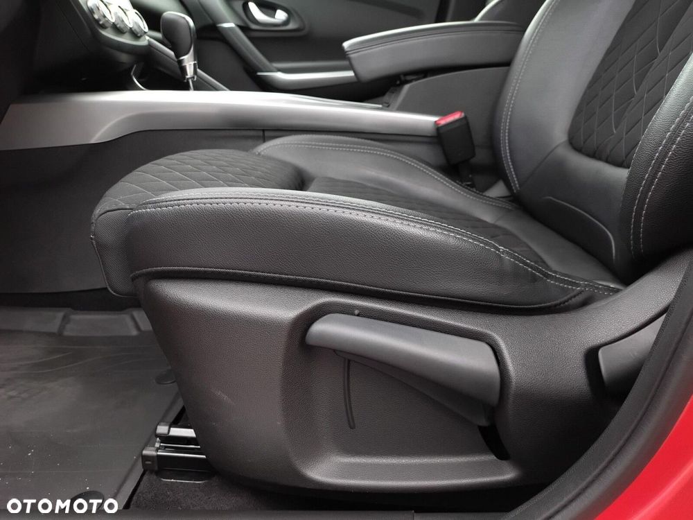 Renault Kadjar 1.3 TCe FAP Intens EDC - 25