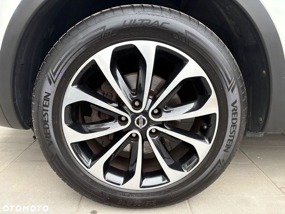 Nissan Qashqai+2 2.0 360 - 9