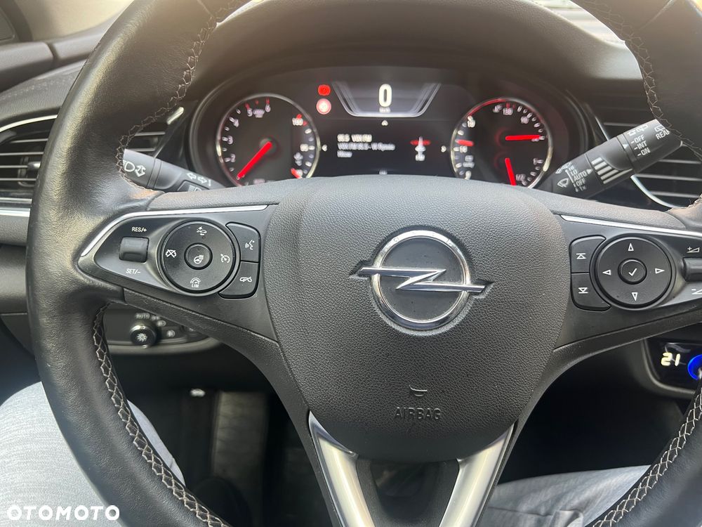 Opel Insignia - 11