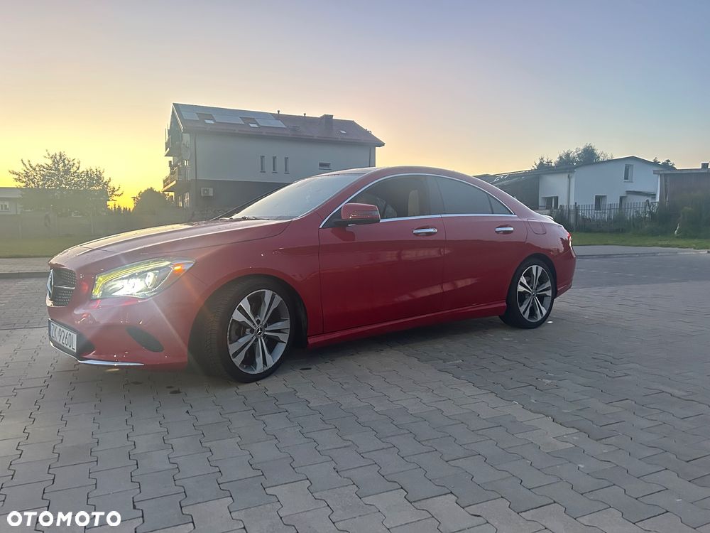 Mercedes-Benz CLA 250 7G-DCT - 12
