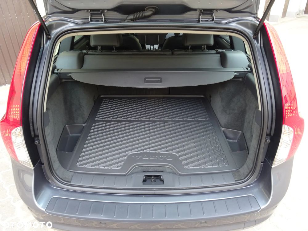 Volvo V50 DPF DRIVe Summum - 10