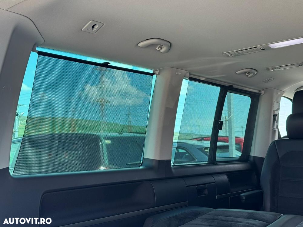 Volkswagen Multivan - 36