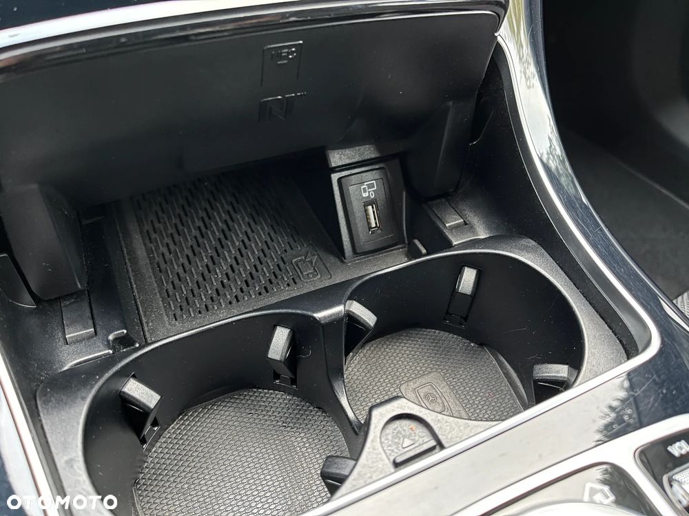 Mercedes-Benz Klasa C 300 de 9G-TRONIC Avantgarde - 38