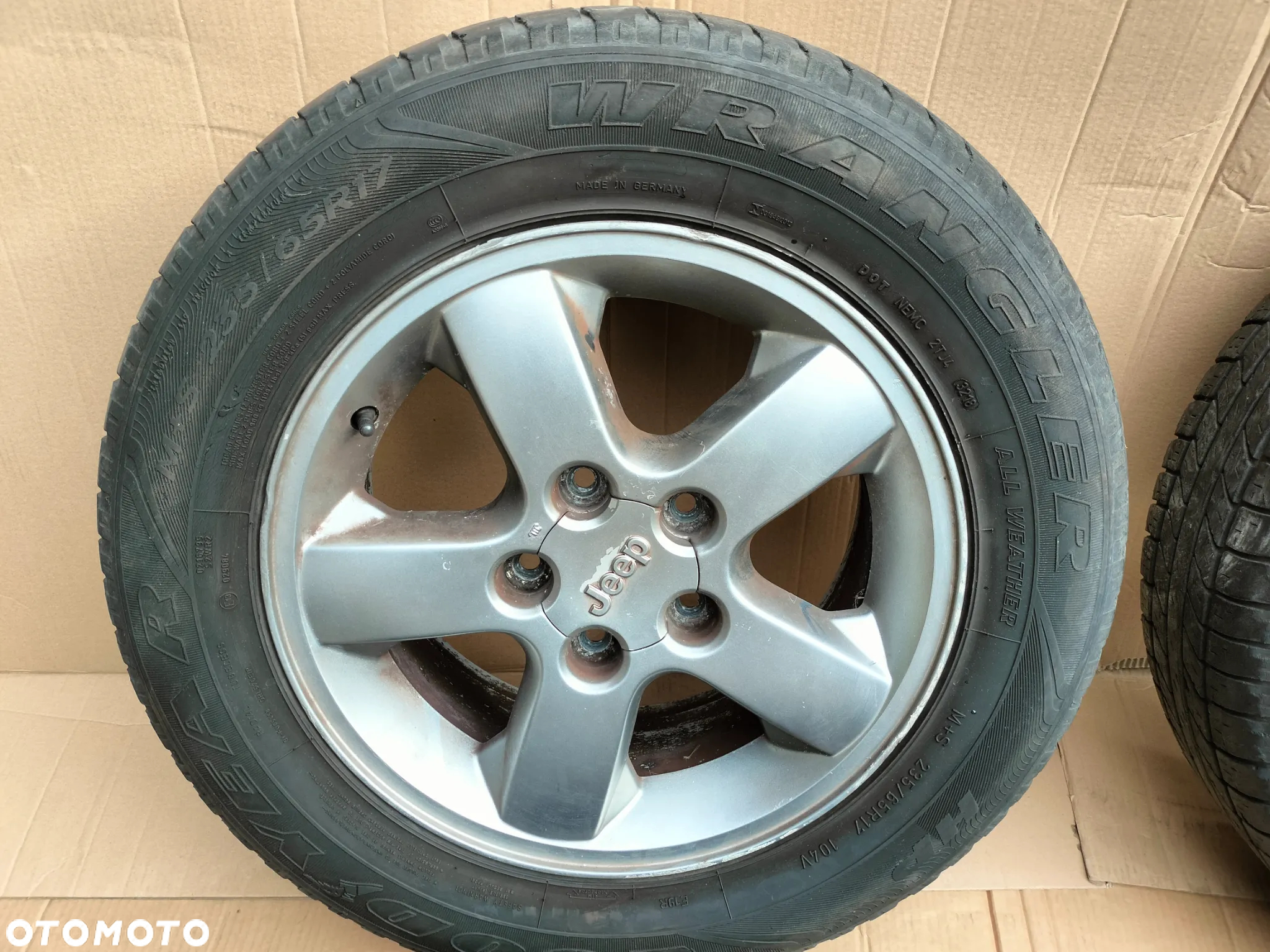 JEEP GRAND CHEROKEE II WJ KOŁA FELGI ALUMINIOWE 17 5X127 OPONY GOOGEAR WRANGLER 235/67 R17 104V - 2