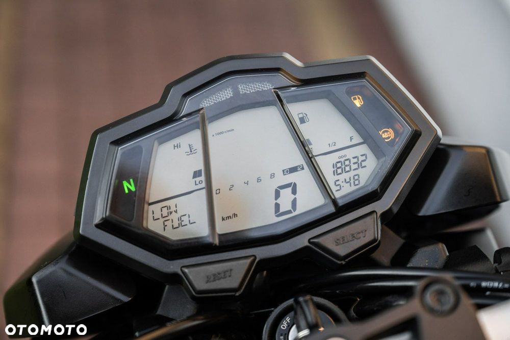 Yamaha MT - 9
