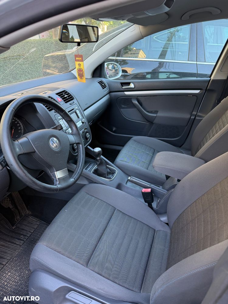 Volkswagen Golf 1.6 Trendline - 9