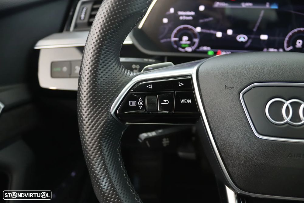 Audi e-tron 55 quattro S line - 10