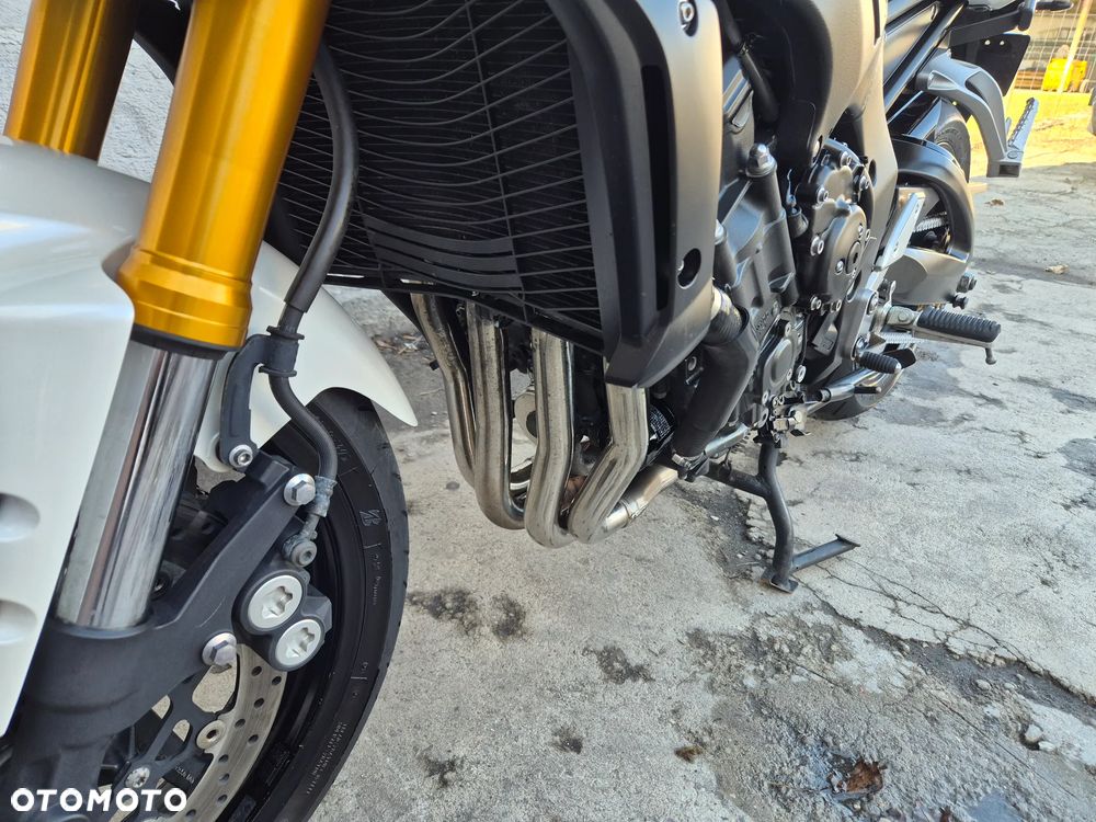 Yamaha FZ - 6