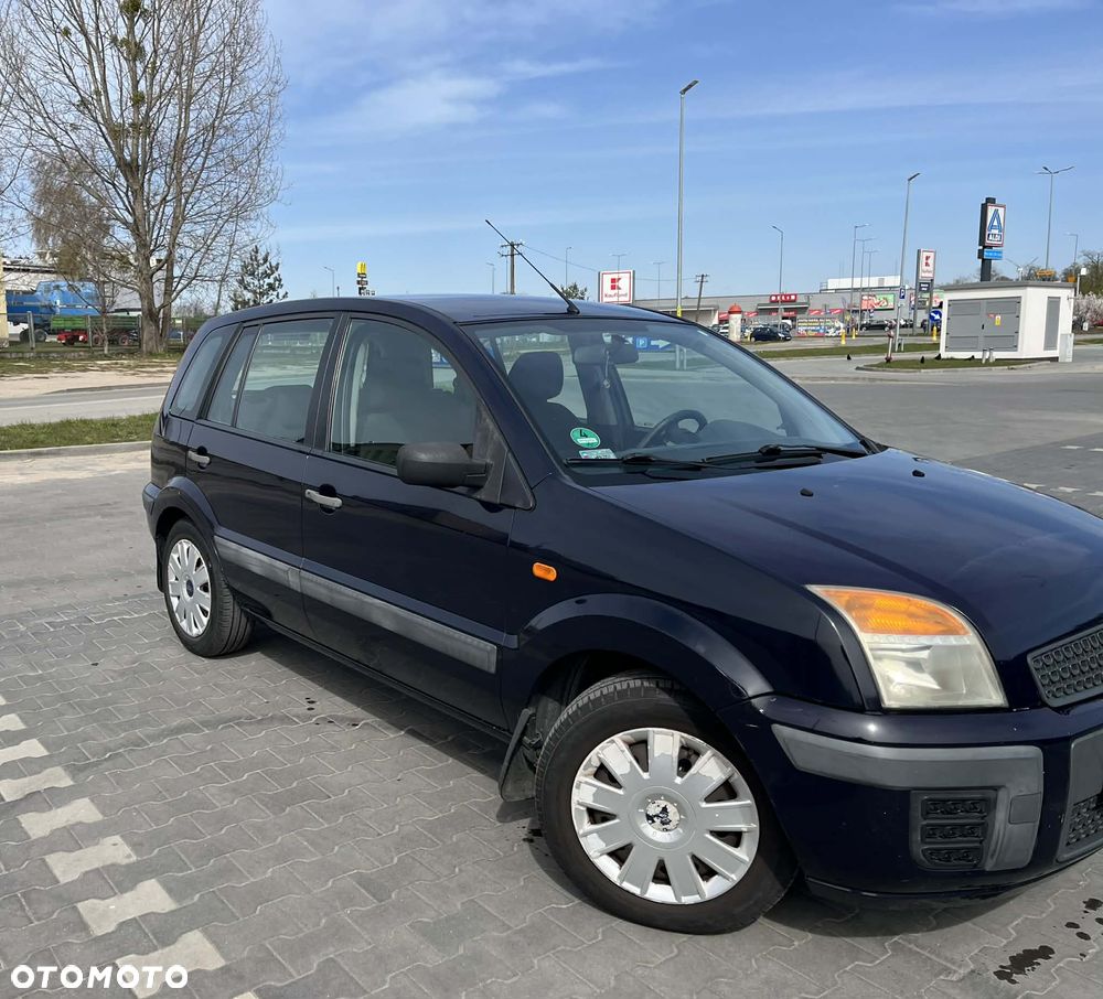 Ford Fusion 1.4 Ambiente - 2