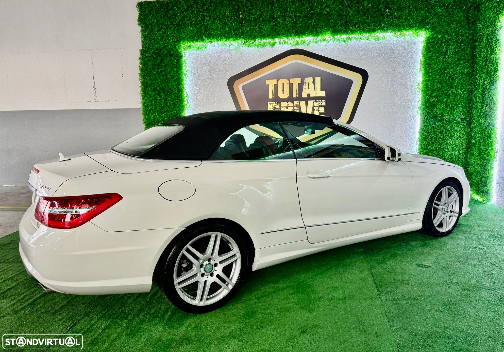 Mercedes-Benz E 350 CDi Avantgarde BlueEfficiency Auto - 4
