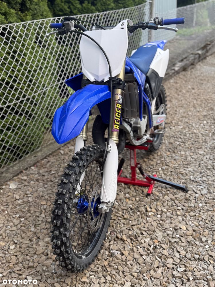 Yamaha YZ - 4
