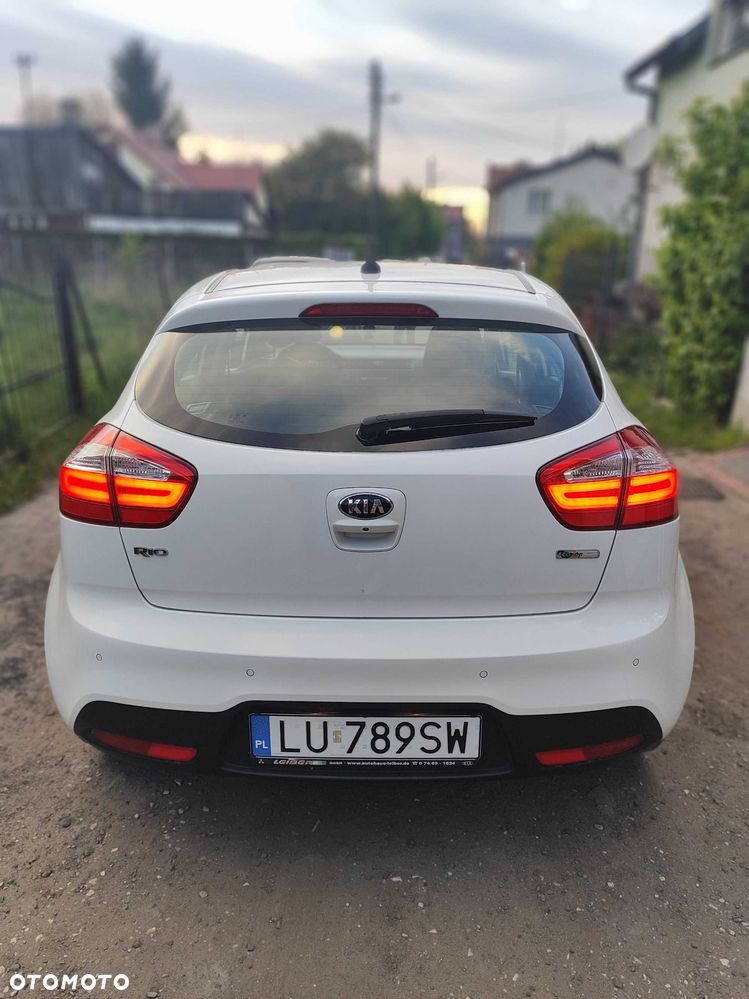 Kia Rio - 3