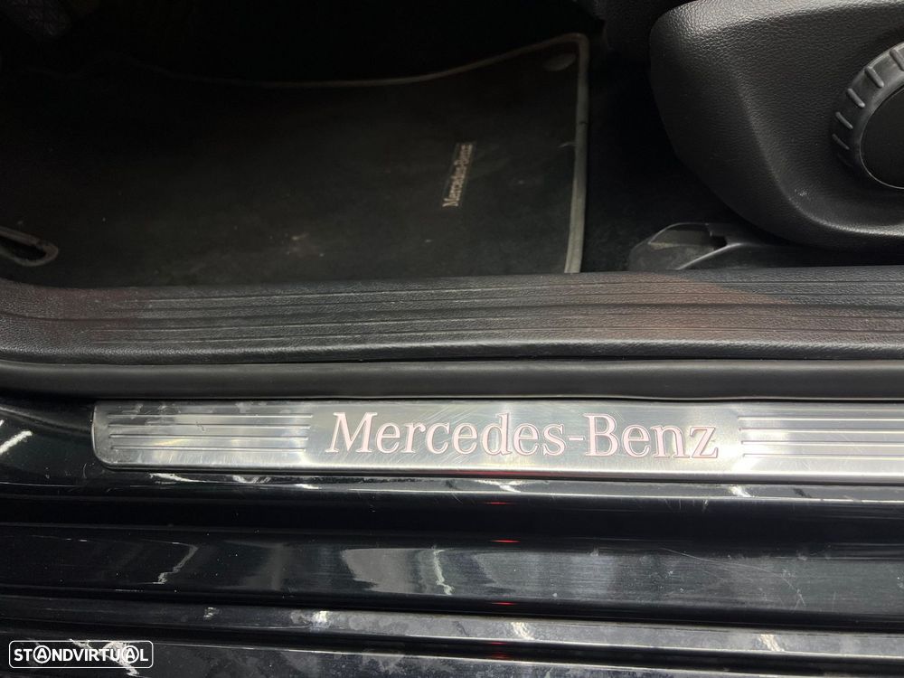 Mercedes-Benz A 180 d AMG Line - 35