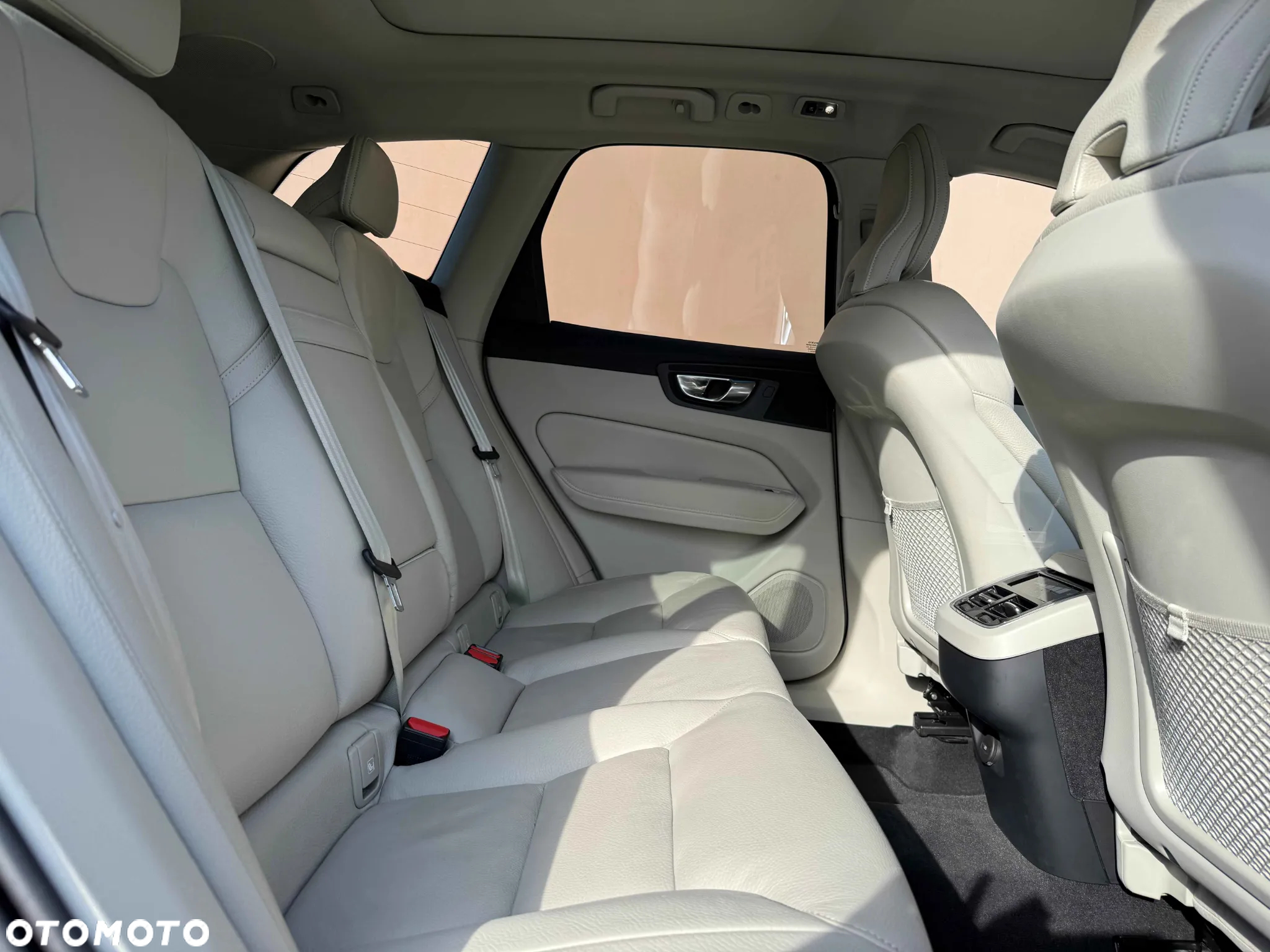Volvo XC 60 - 6