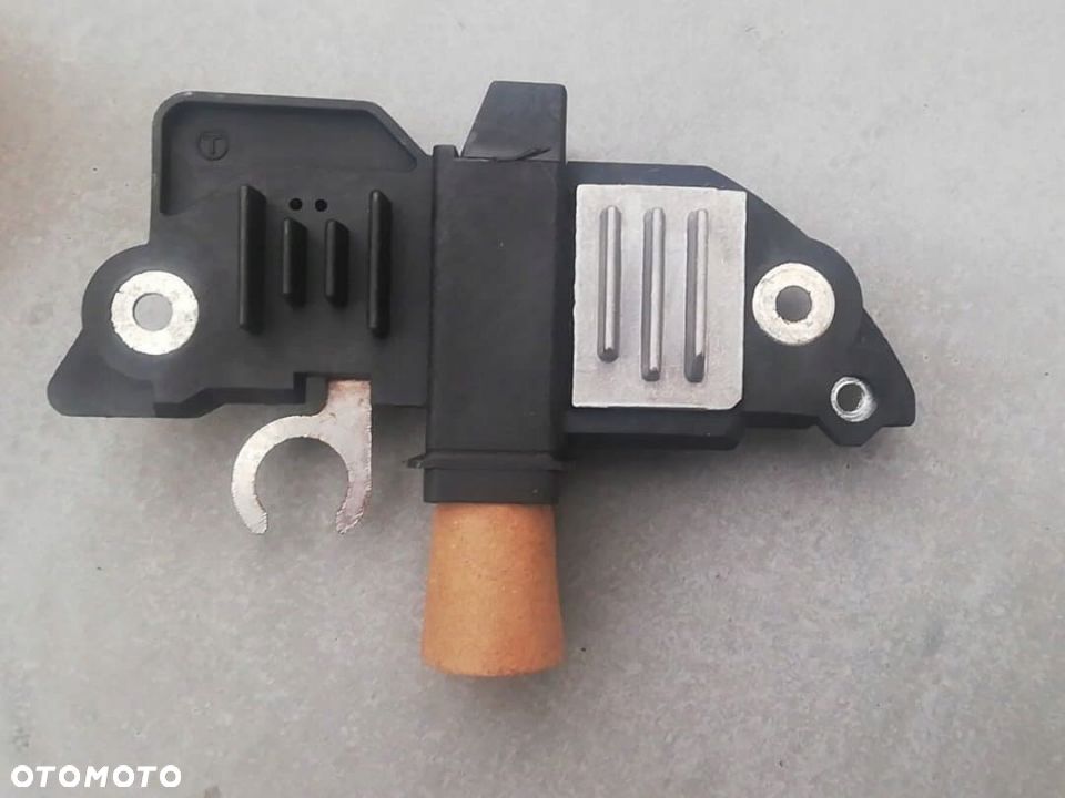 5dr 004 241-931 REGULATOR NAPIĘCIA NOWY HELLA - 3