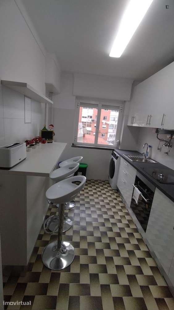 Quarto - localizado em Oeiras Lisbon - Grande imagem: 2/11