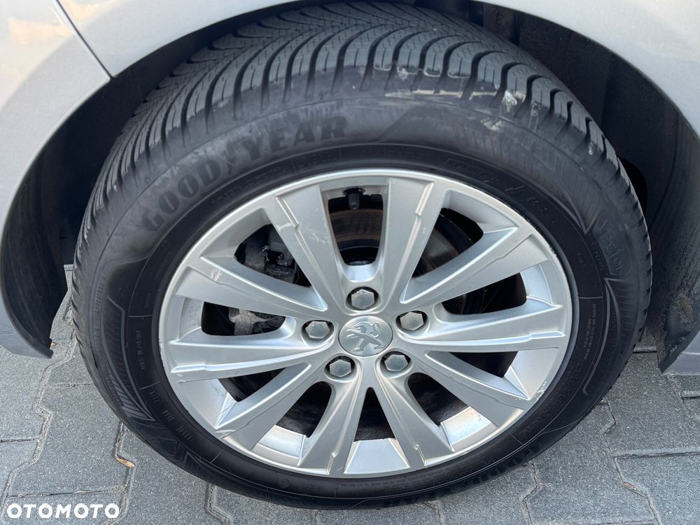 Peugeot 308 1.5 BlueHDi Business Line S&S - 31