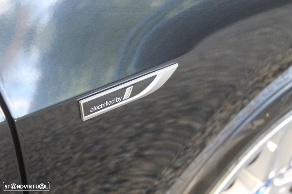 BMW 225xe Active Tourer e xDrive - 37