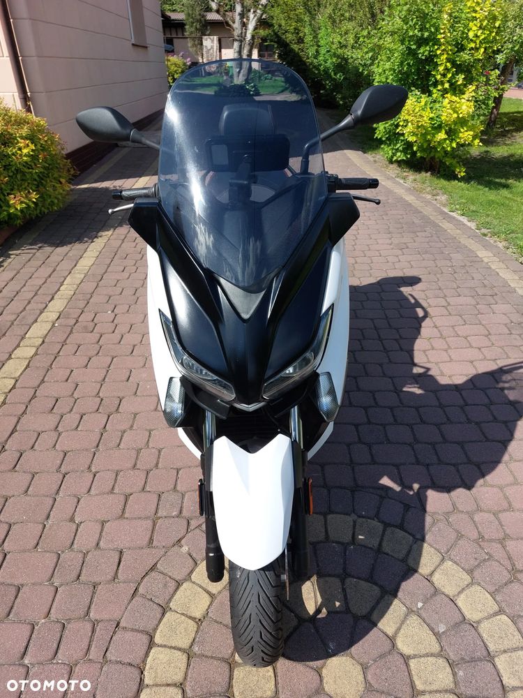 Yamaha X-max - 3