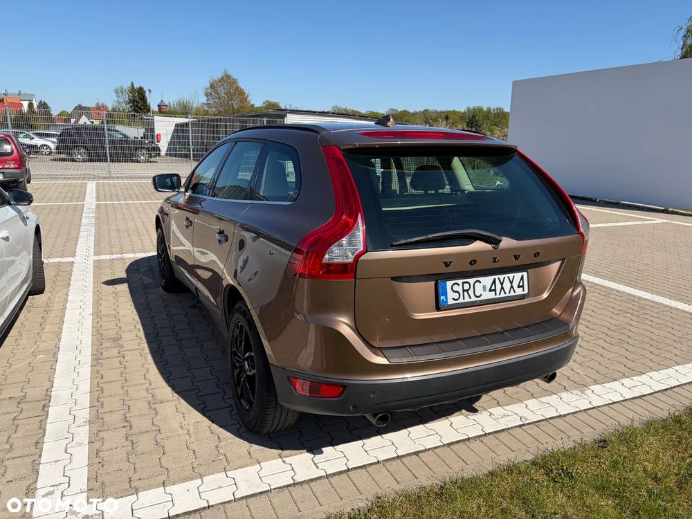 Volvo XC 60 2.4D AWD - 4