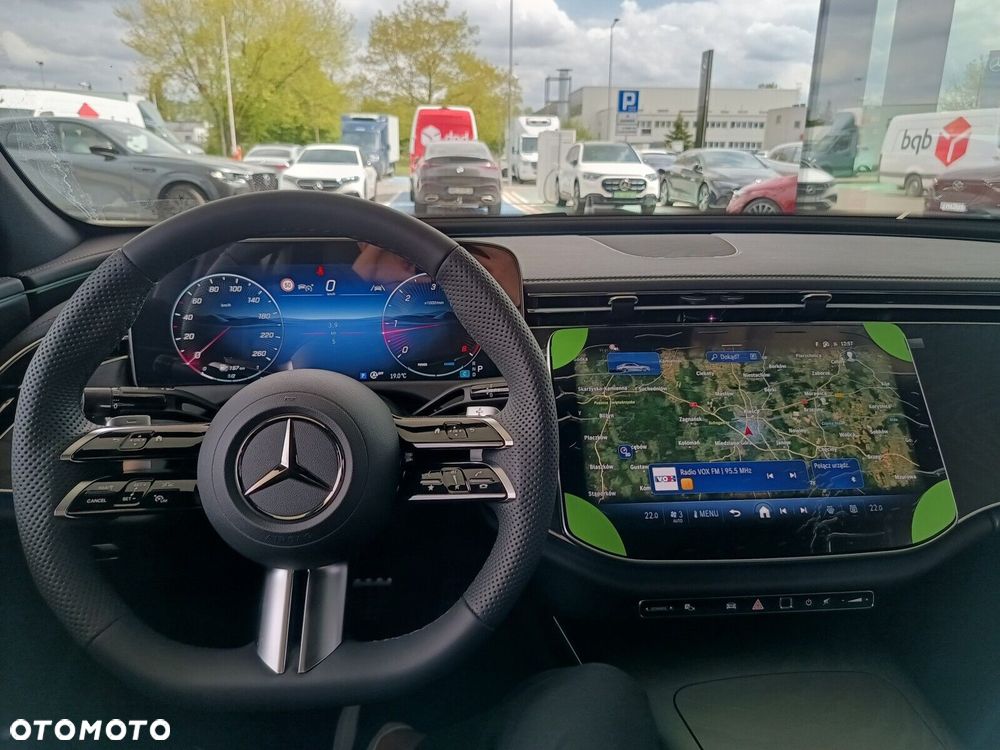 Mercedes-Benz Klasa E - 15