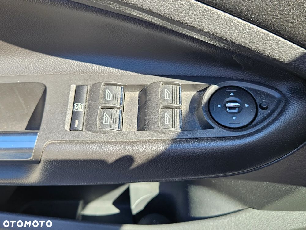 Ford Kuga 2.0 TDCi 4x4 Titanium - 19