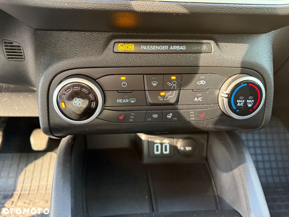 Ford Focus 1.5 EcoBlue Connected - 28