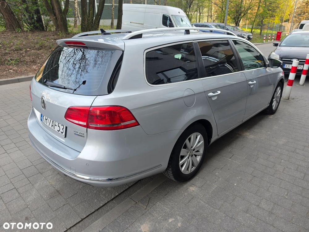 Volkswagen Passat 2.0 TDI DPF Comfortline - 5
