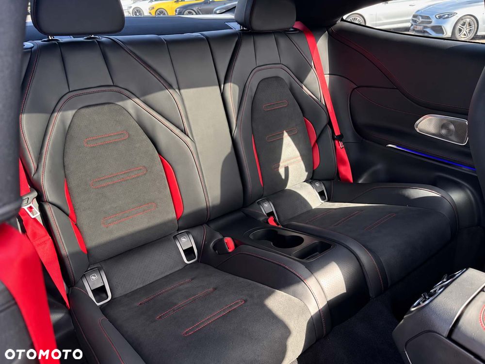 Mercedes-Benz CLE Mercedes-AMG 53 4MATIC+ AMG SPEEDSHIFT TCT 9G - 11