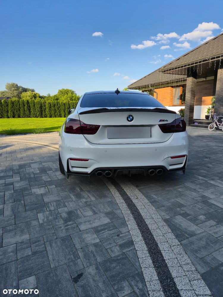 BMW M4 DKG - 4