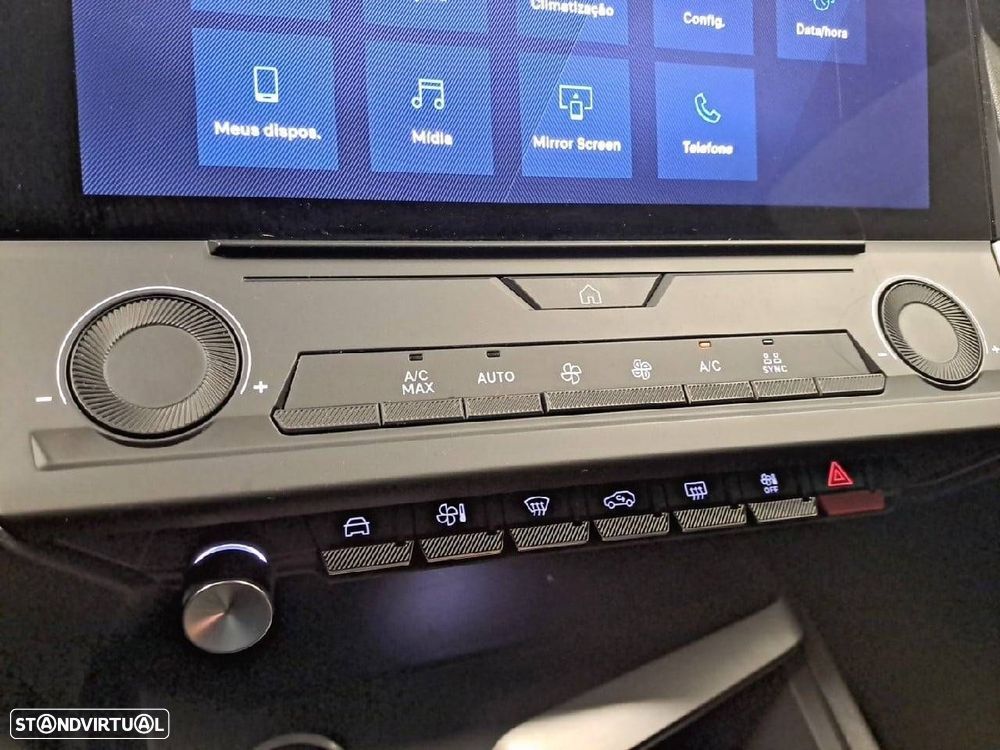 Peugeot 408 1.2 Hybrid Allure e-DCS6 - 23