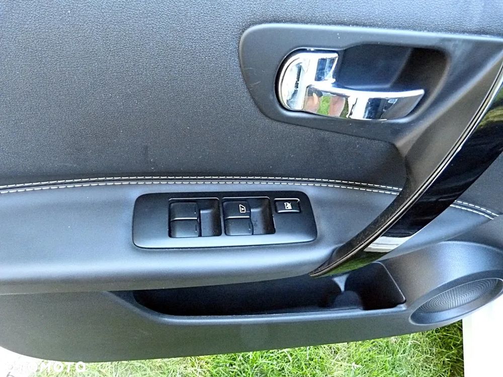 Nissan Qashqai 2.0 tekna - 18