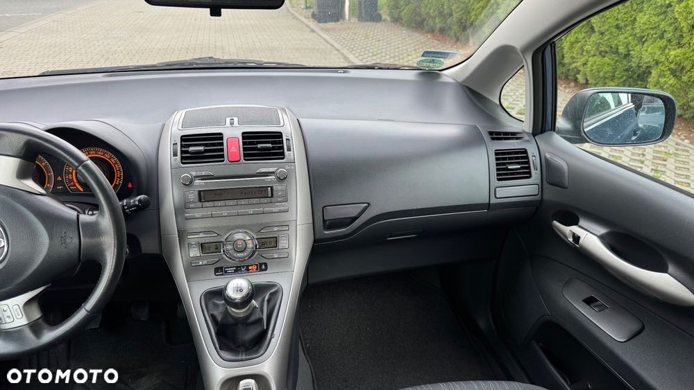 Toyota Auris 1.4 VVT-i Sol - 18