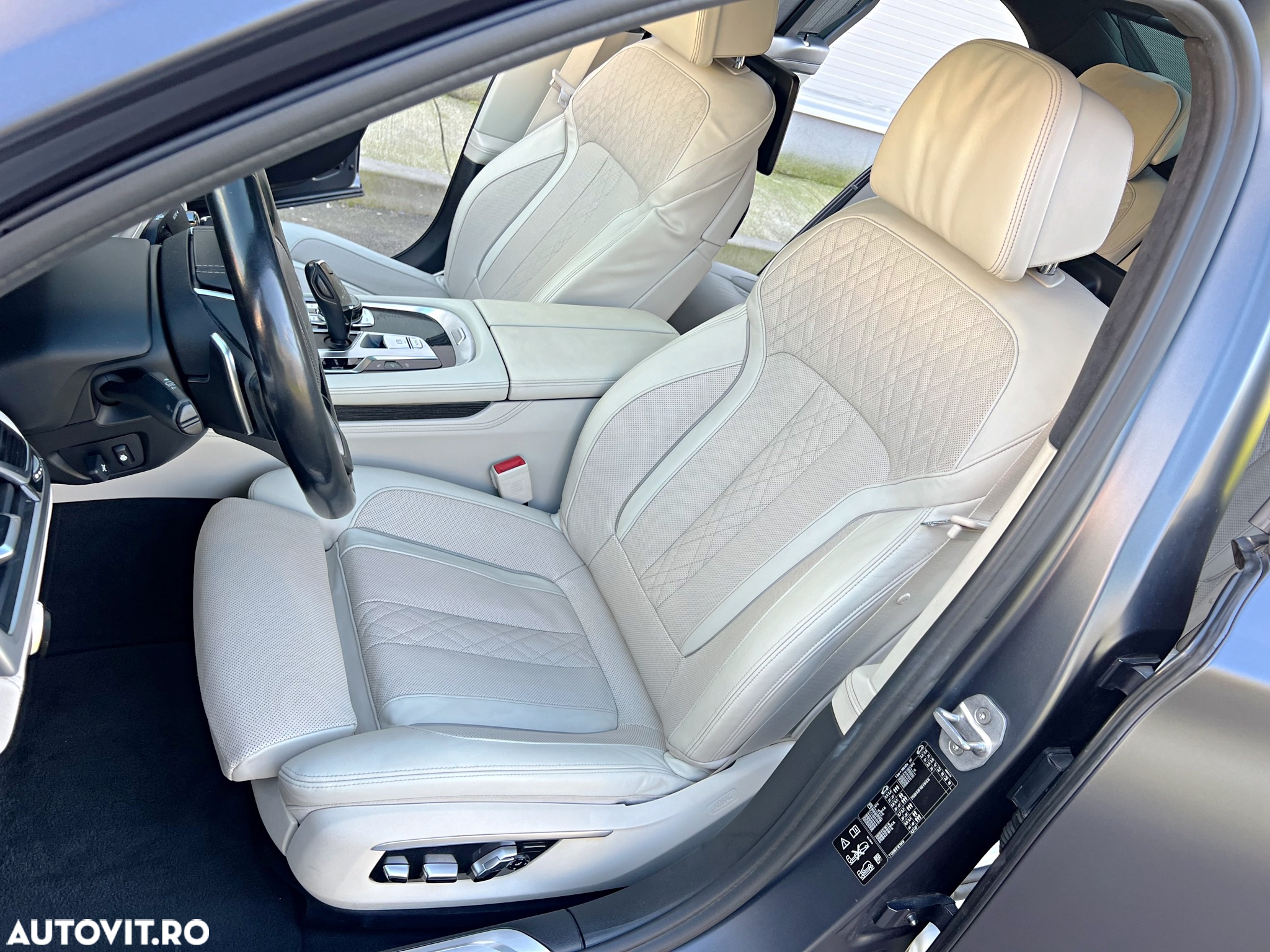 BMW Seria 7 740d xDrive - 16