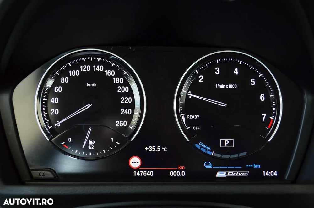 BMW X1 xDrive25e Sport Line - 7