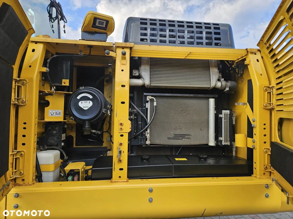 Komatsu PC210 LC-11 LONG | 2019 | 3251 mth | PC 210 240 - 21