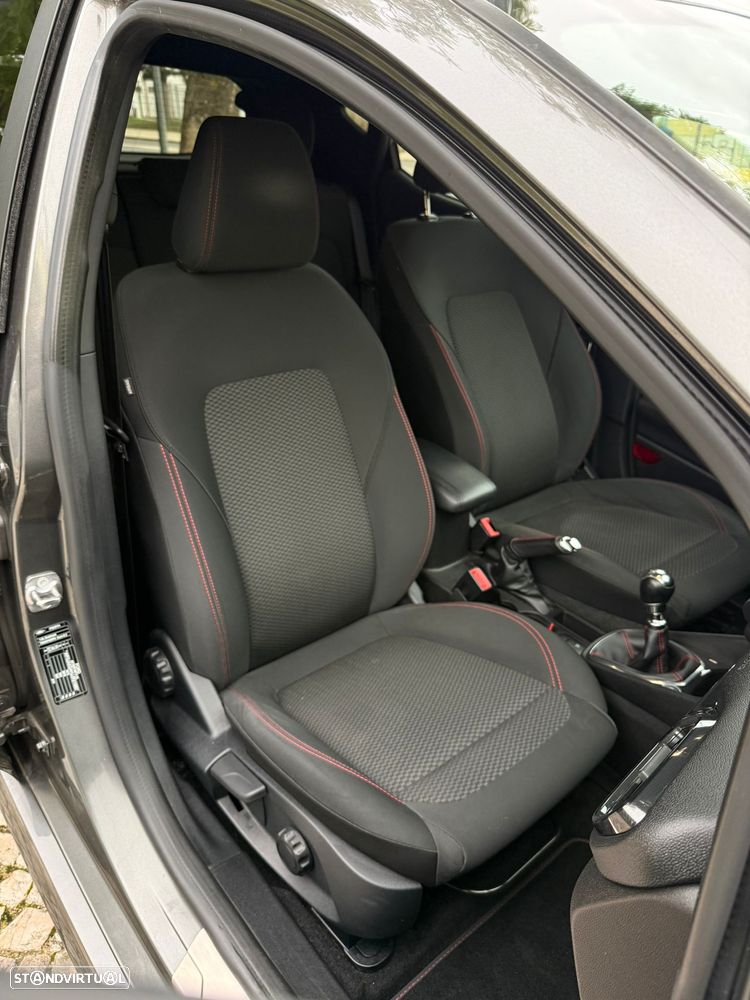 Ford Fiesta 1.0 T EcoBoost STLine - 10