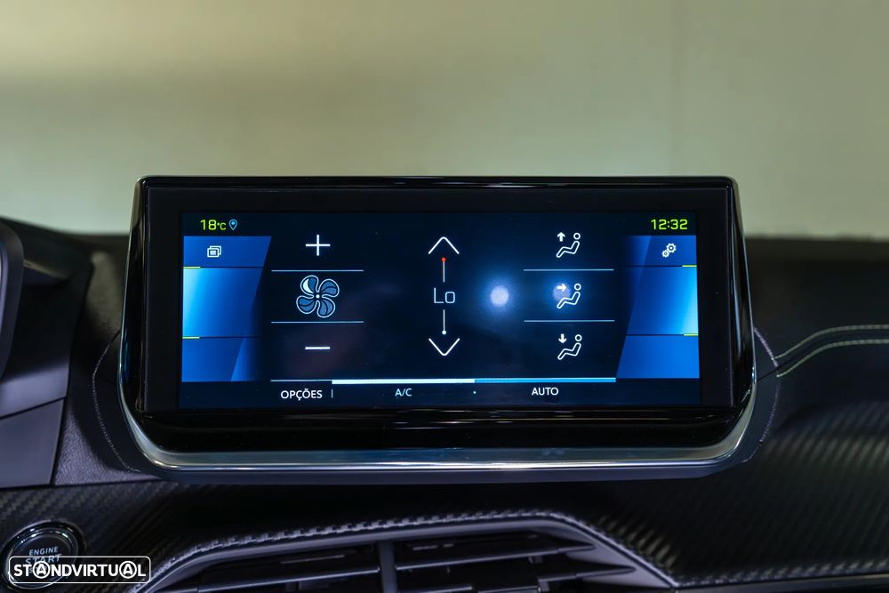 Peugeot e-208 GT Pack - 22