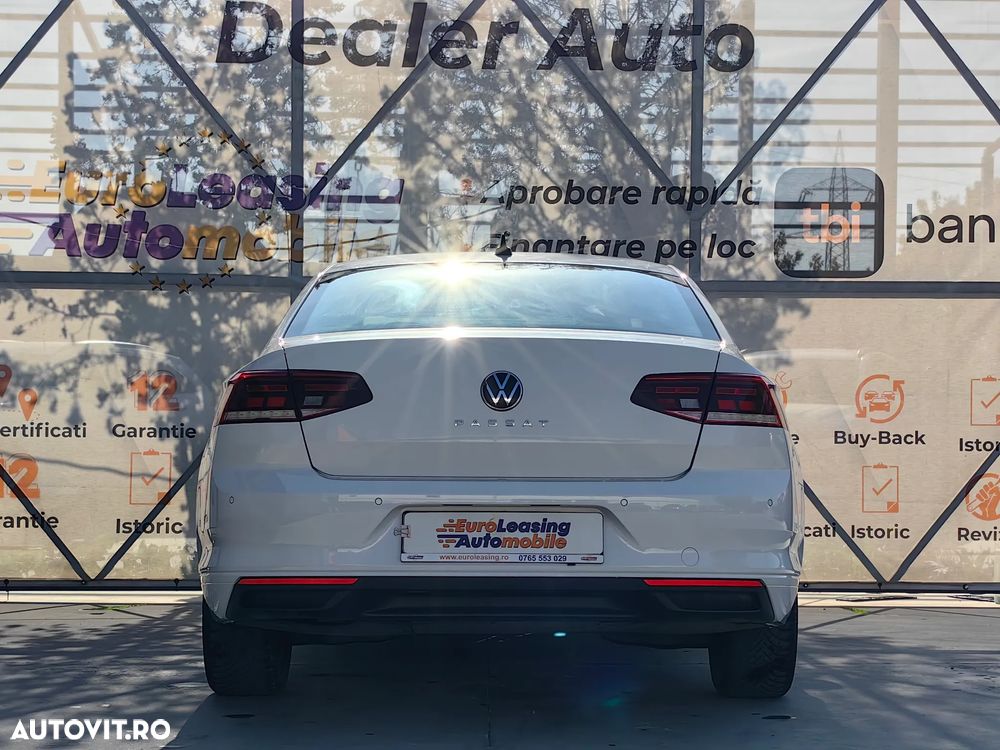 Volkswagen Passat 2.0 TDI DSG Trendline - 13